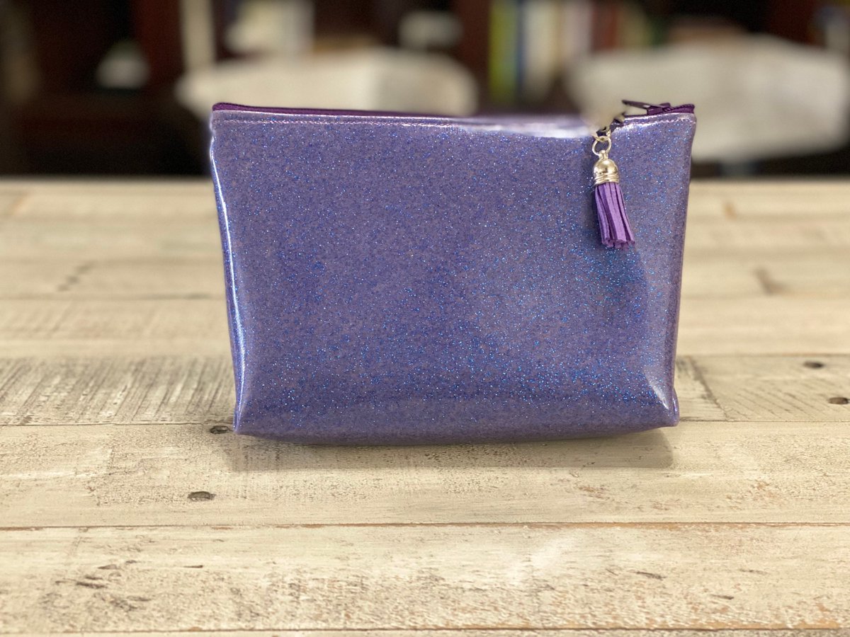 angelhw1956's tweet image. Purple Glitter Vinyl Zipper Pouch tuppu.net/23125232 #Etsy #TeaTimeQuiltsnMore #Gifts
