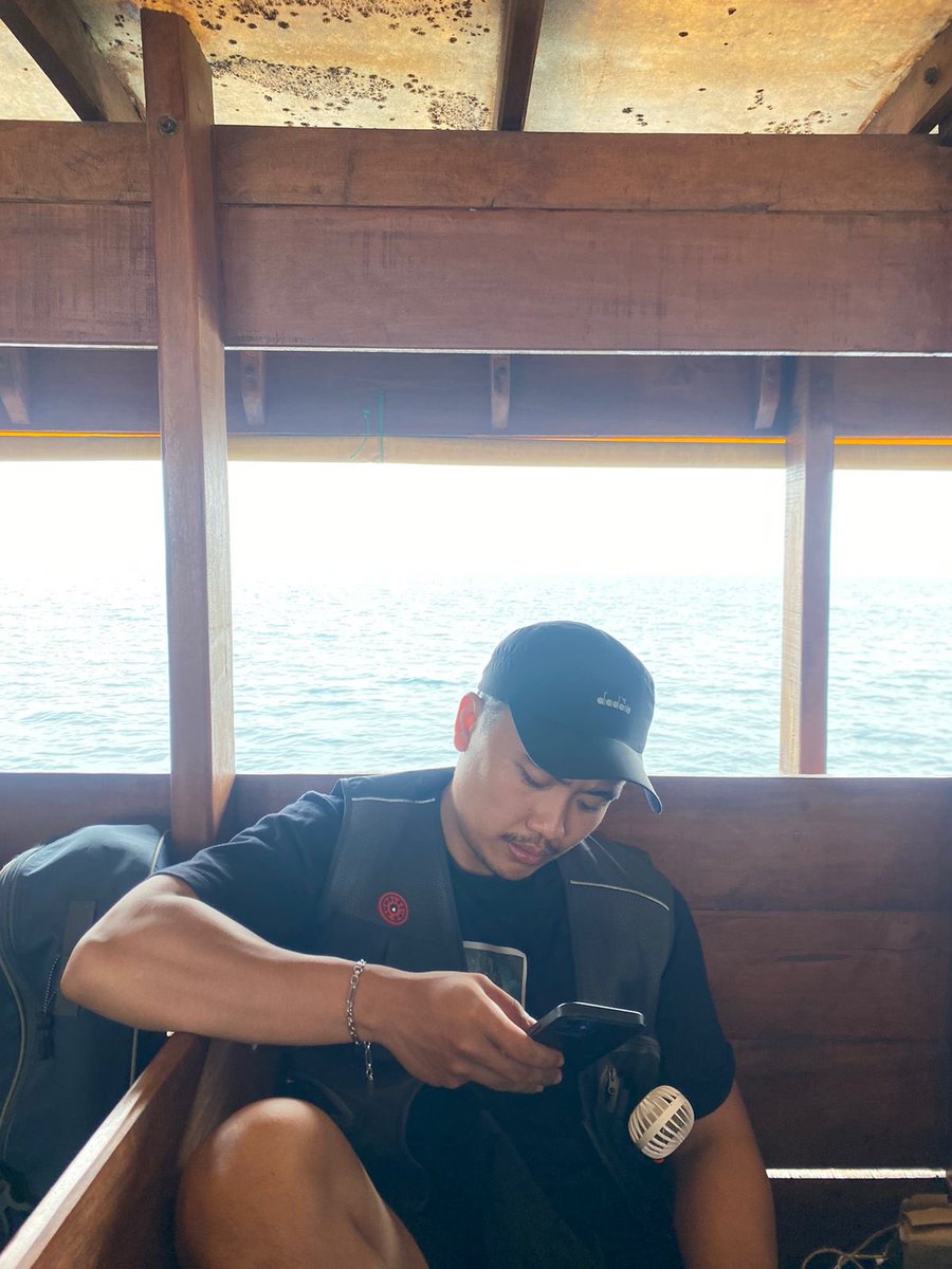 summerboy tweet media