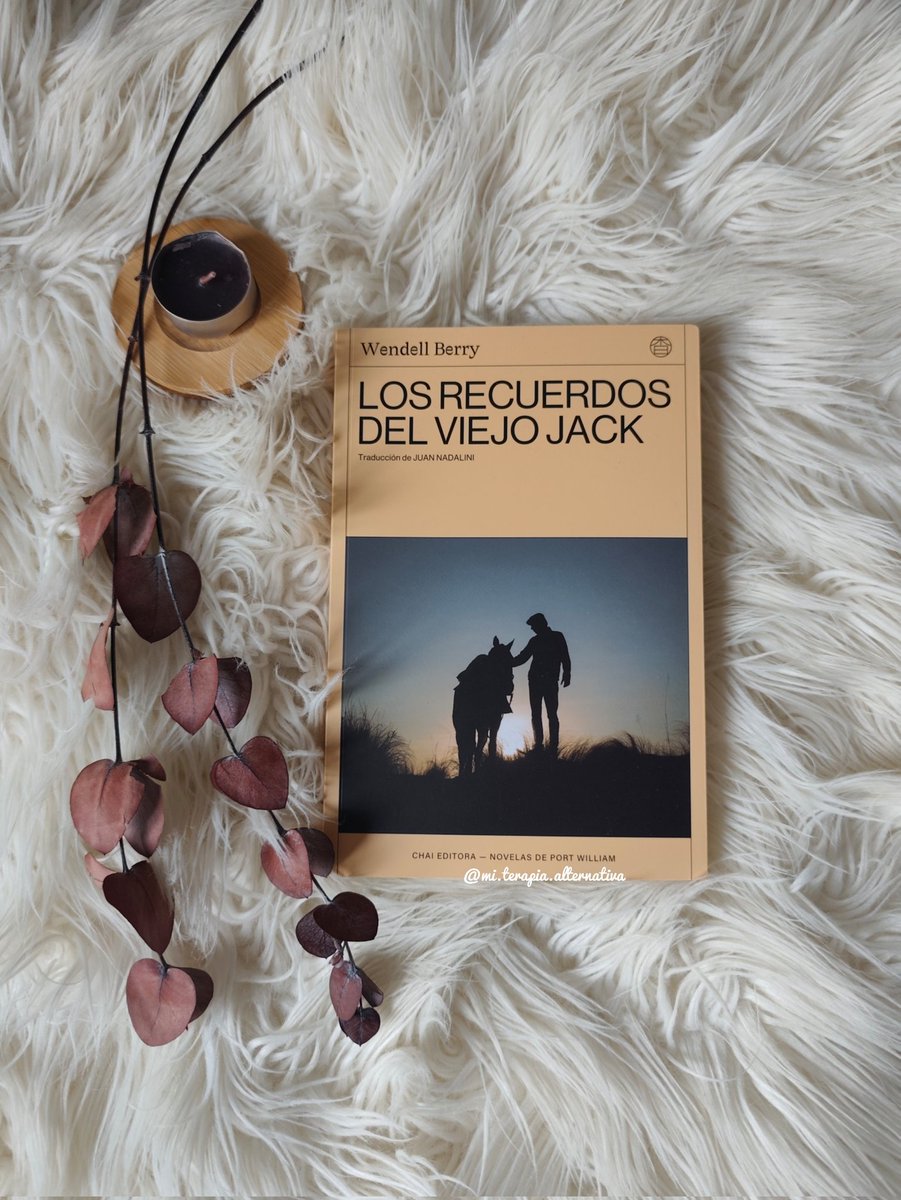 MiTerapiaAlt's tweet photo. Sigo leyendo sobre Port Willian,es un libro para quienes disfrutamos de historias tranquilas y con mucha alma que nos cuentan la vida de una forma emotiva y llena de sensibilidad. https://t.co/VUNlKFgubE