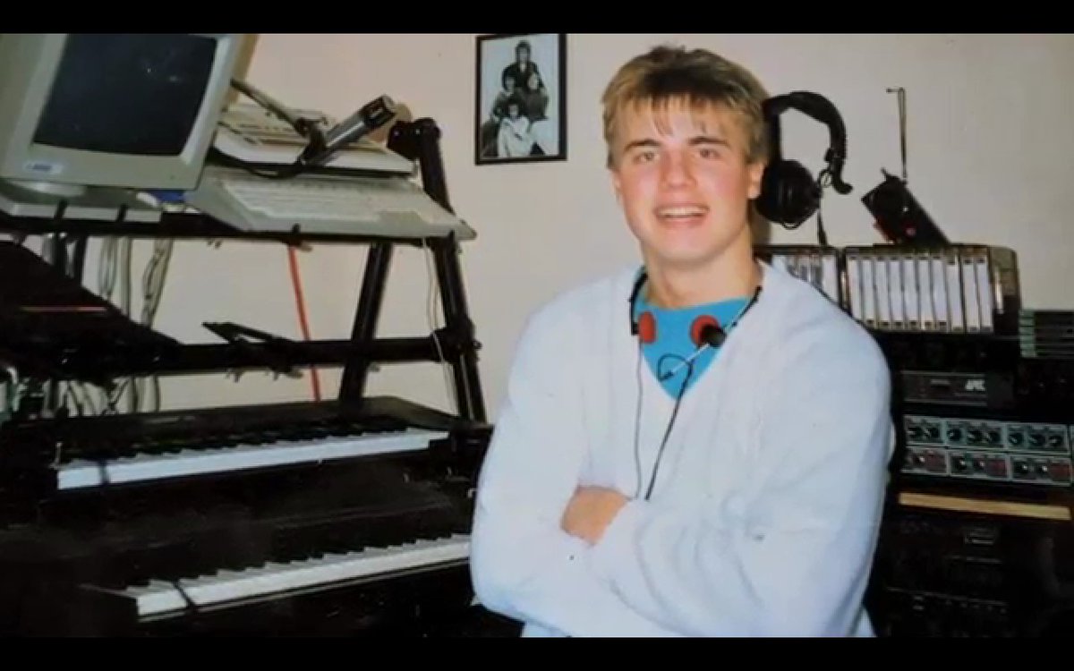 TakeThatFanBase's tweet image. #FBmemoryfromyesterday #throwback #flashback #lookatus #earlydays @GaryBarlow 

#12yearsago
facebook.com/share/p/1ChCHB…