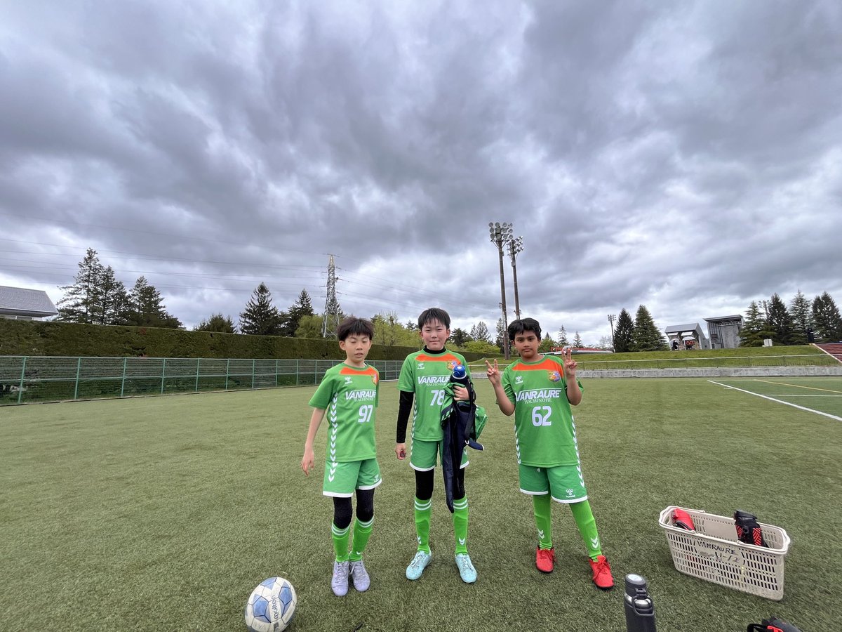 ヴァンラーレ アカデミー tweet media