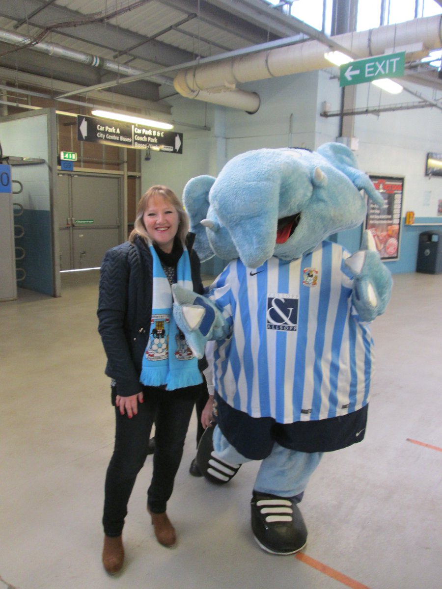 Deano's Sky Blues memories tweet media