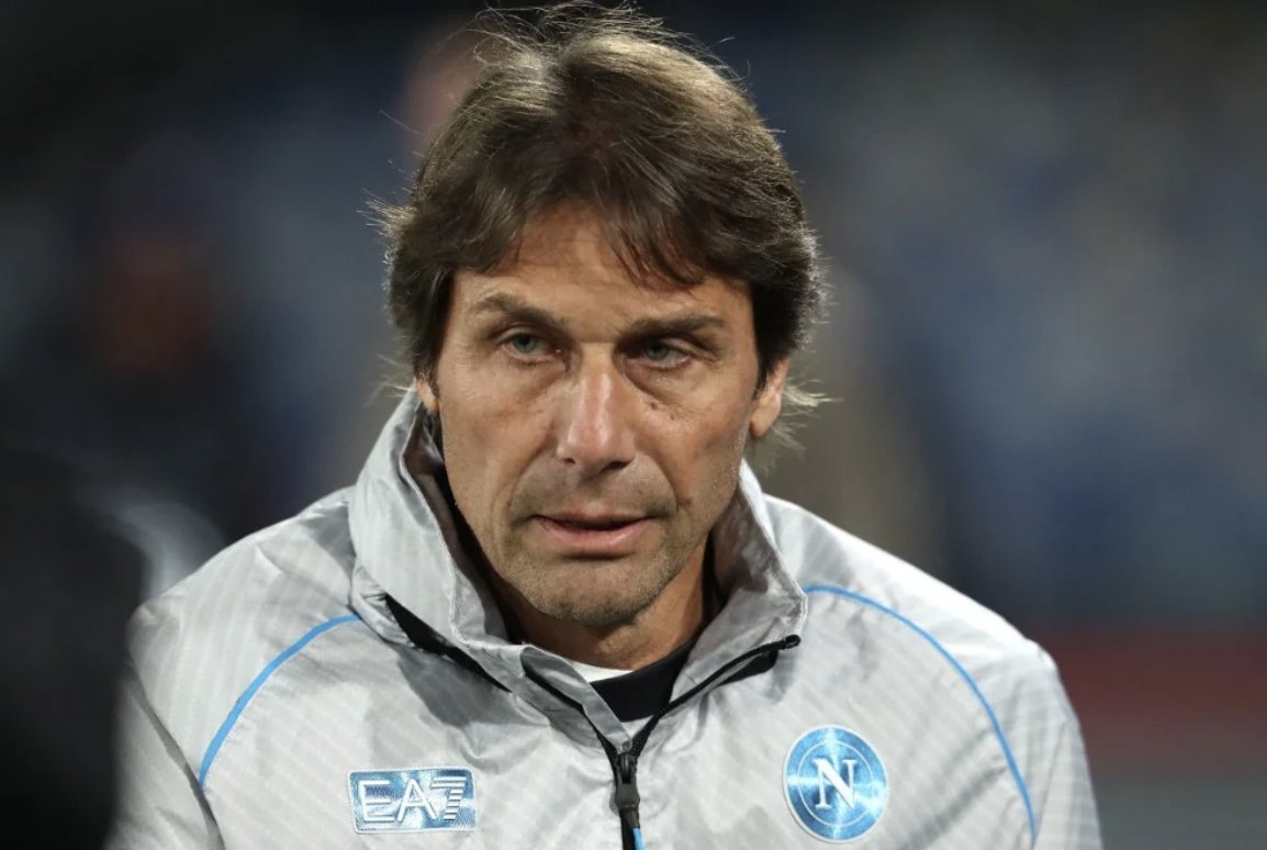 napolista's tweet photo. Nuova puntata di Inpat-Expat! Si parte da #ComoNapoli in modalitร infradito e dal feticcio #DeBruyne, si passa per PSG-Bayern 5-4 e per la diagnosi del calcio italiano invecchiato โ paura dell'errore, mattonelle, epigoni di Guardiola senza Xavi, Iniesta e Messi. #Sarri contro #Conte, vince sempre Conte.
https://t.co/KyipcKm38p