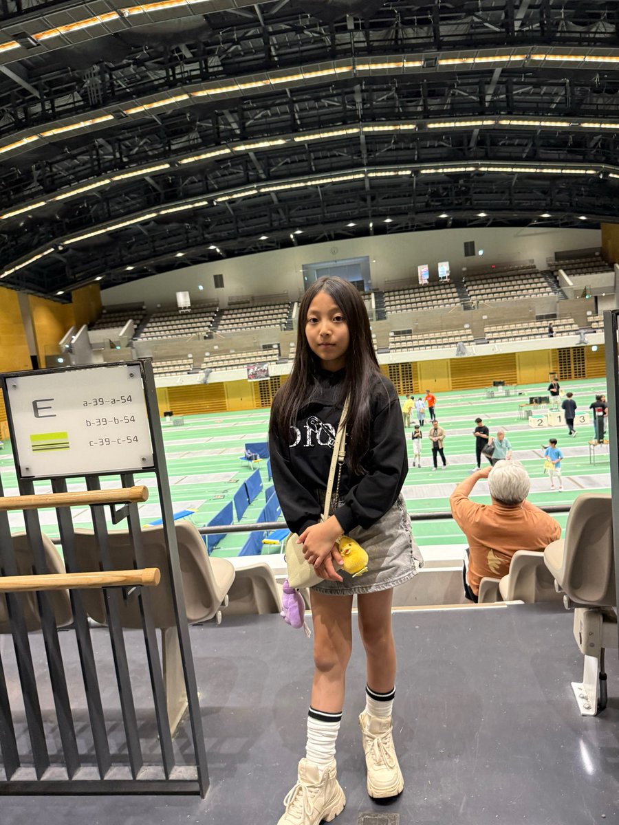 mttomo2's tweet photo. GWはフェンシングの東日本大会の応援から始まりました✨🤺
東京バナナのチョコがけソフト🍦　
美味しかったよー🍌🍫🍦 https://t.co/3Avsys1WZx