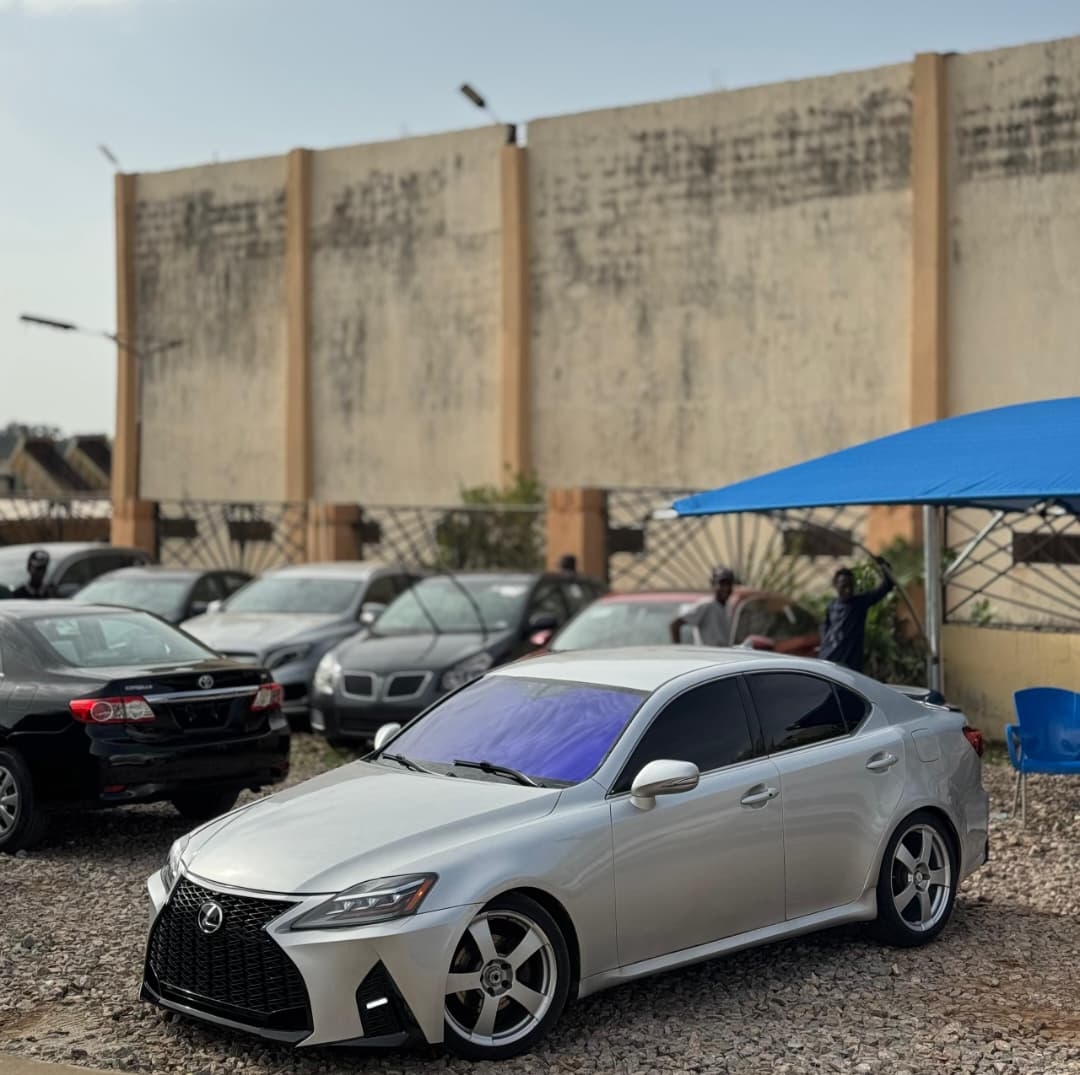 AMuhammad50951's tweet photo. Extremely clean Lexus is250  ✅
2009model
Original Duty
Automatic Transmission
Very Sound Engine
AC chilling
9.5 million ONLY✅
Everything Blessed
Location Kaduna
Call/Whatsapp 08080718431 https://t.co/ikClch9uqZ
