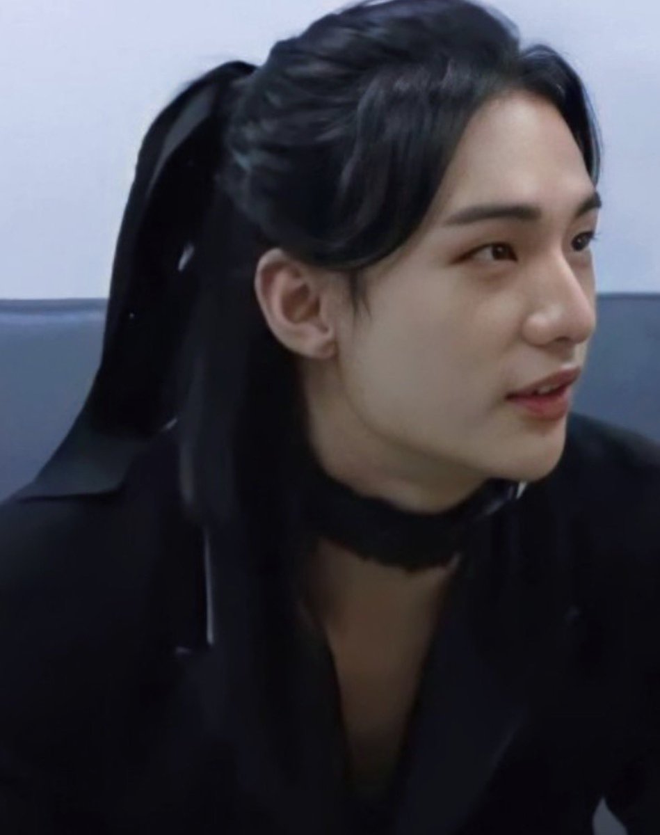 M A P L E Hyunjin🍀 tweet media