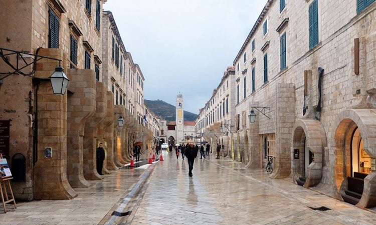 KochamChorwacje's tweet image. 4 May – Star Wars Day 🙂 

A bit of info for Star Wars fans who didn’t know: several scenes from "The Last Jedi" were filmed in Dubrovnik ❤ 

Links in the comments 🙂

Photo: starwarsdubrovnik

#StarWars #StarWarsDay #Croatia @Croatia_hr @starwars