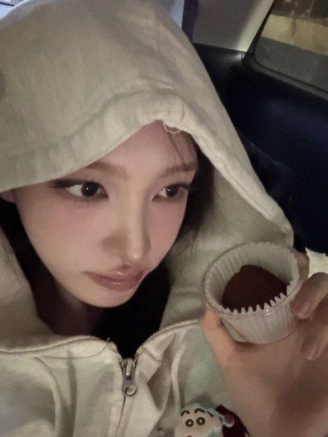 루카인 tweet media