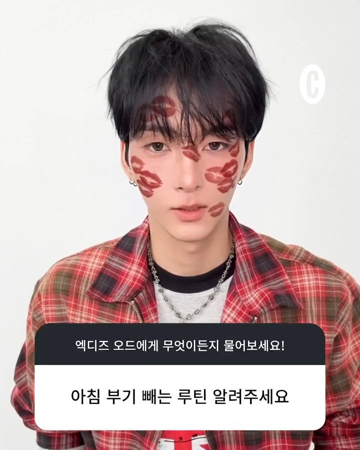 포티 tweet media