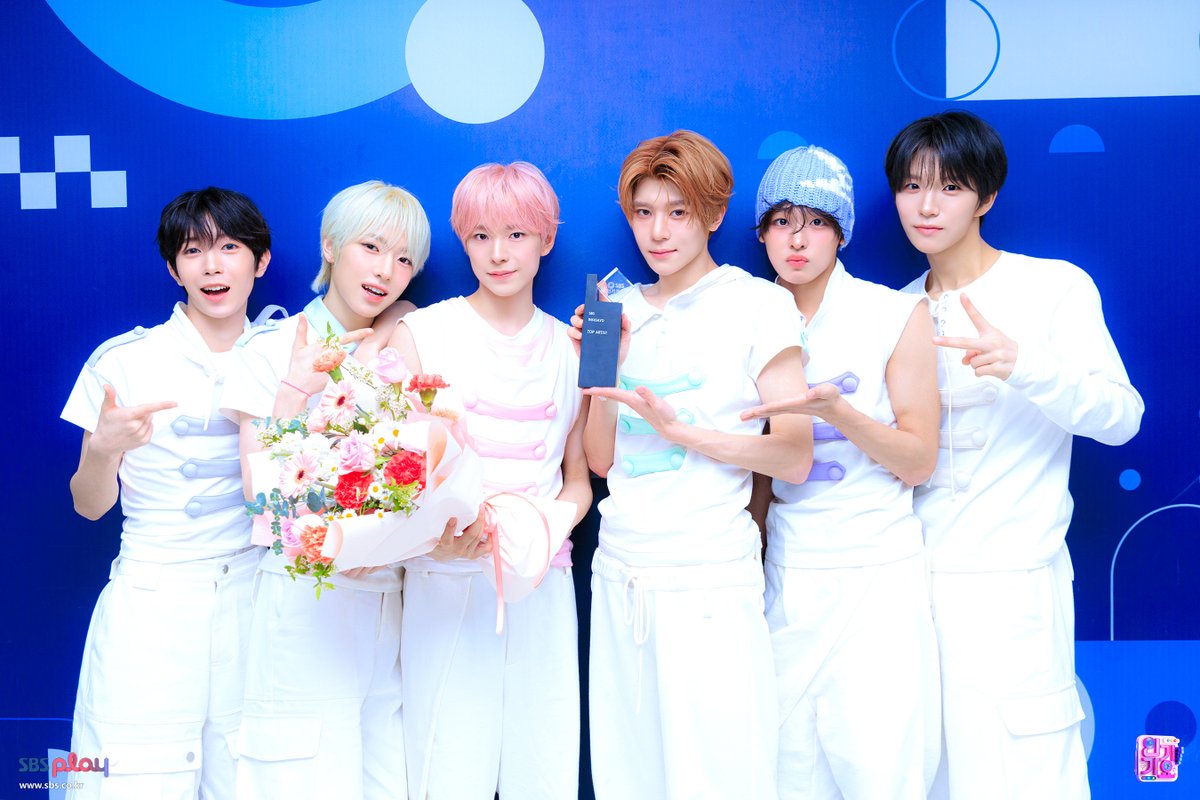 SBS 인기가요 (SBS Inkigayo) tweet media