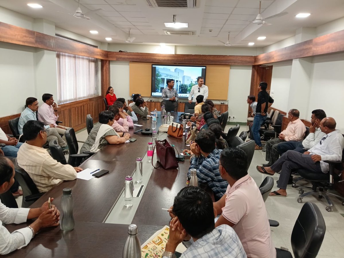 LibraryIISERB's tweet photo. M.P. Government College Librarians (selected through MPPSC) visited the Central Library at the Indian Institute of Science Education and Research Bhopal on April 24, 2026, as part of their one-week training programme at NITTER Bhopal.
@iiserbhopal @IFLA @OCLC @SLAAcad https://t.co/3KKII56lVq