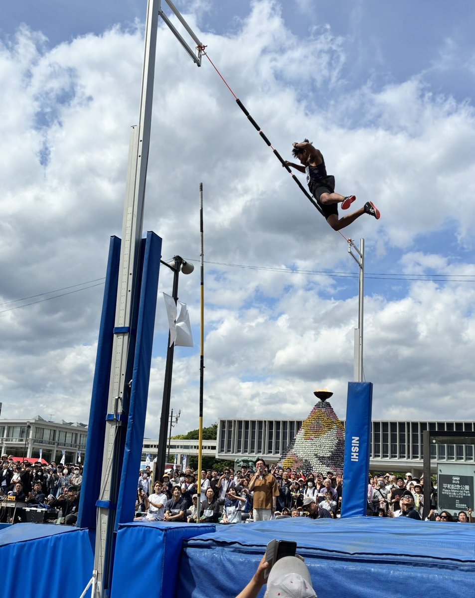 hiroshima_ff's tweet photo. ひろしまストリート陸上プラス開催中です！！

#ひろしまフラワーフェスティバル
#FF
#スト陸 https://t.co/7BMFAoRhTh