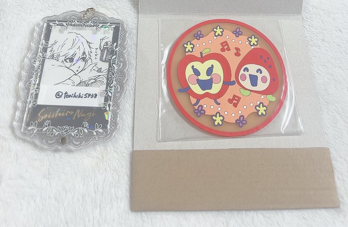 𝓡♡取引垢/発送不定期(最近通知不良)/グッズ整理中/他作品との異種