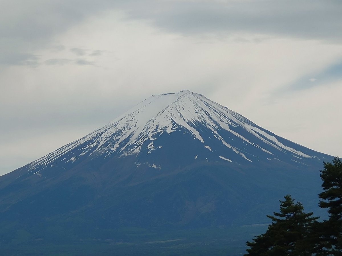 on_ixim's tweet photo. 富士山の近くにきた。 https://t.co/jzh28eaAKv