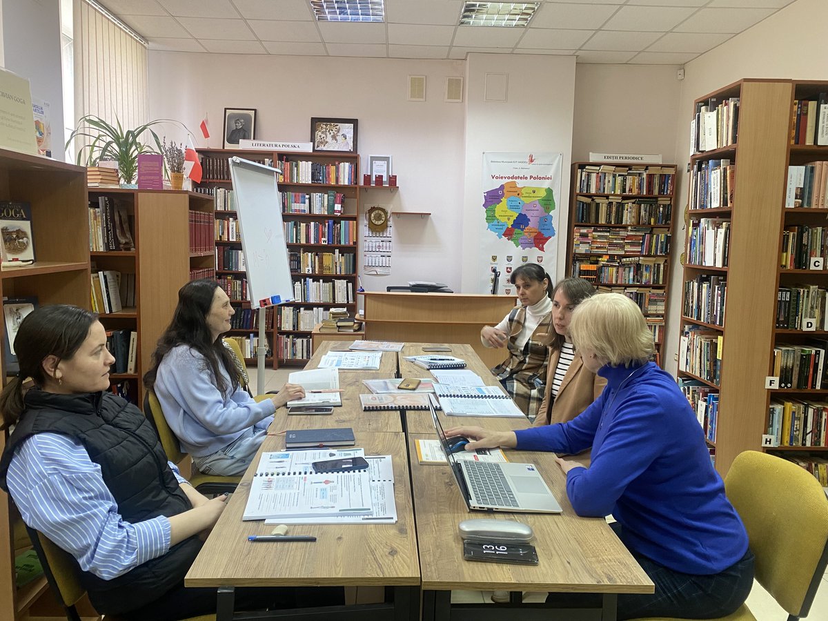 Biblioteca Adam Mickiewicz tweet media