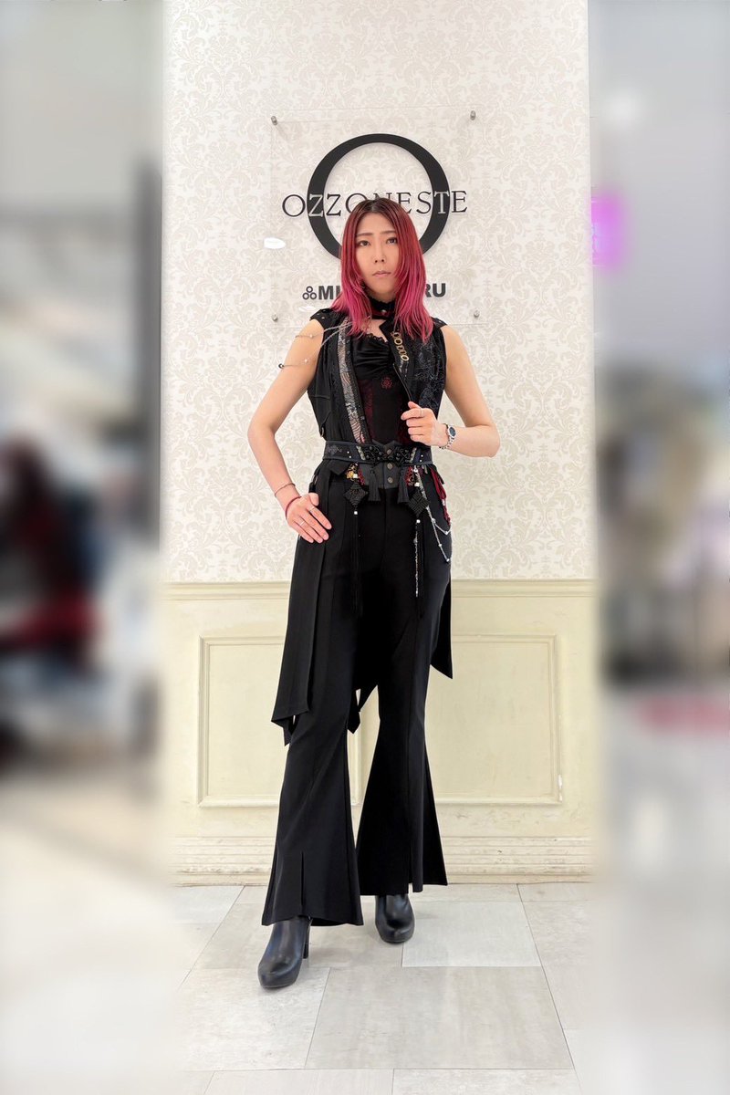 Ozz On Japan オッズコンテオッズオンポンチョブラック 黒 2023 ozz conte SPRING COLLECTION / OZZON JAPAN OfficialSite