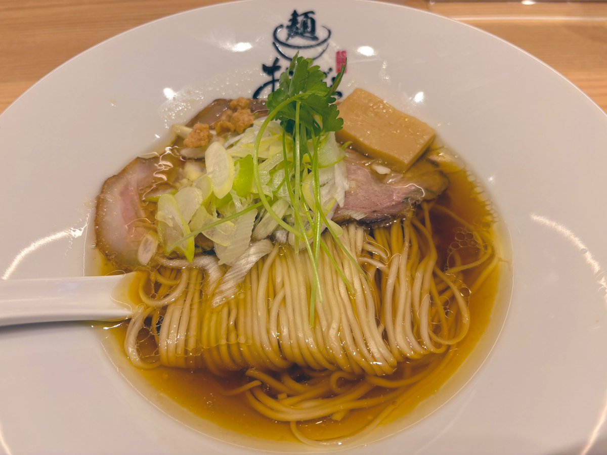 ぬるけん tweet media
