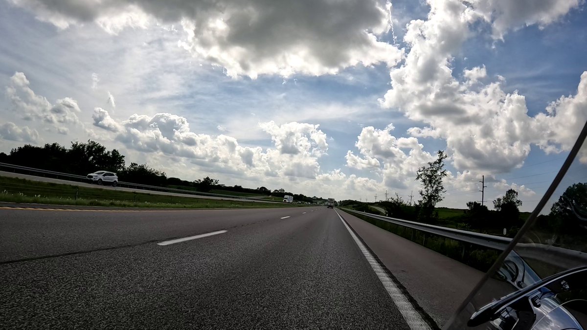 heysamples's tweet photo. clouds from 2022 (non-edible) https://t.co/AlZ13TYj4b