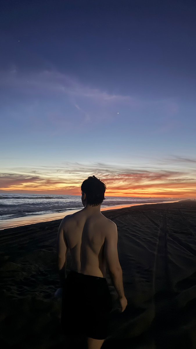 🌌