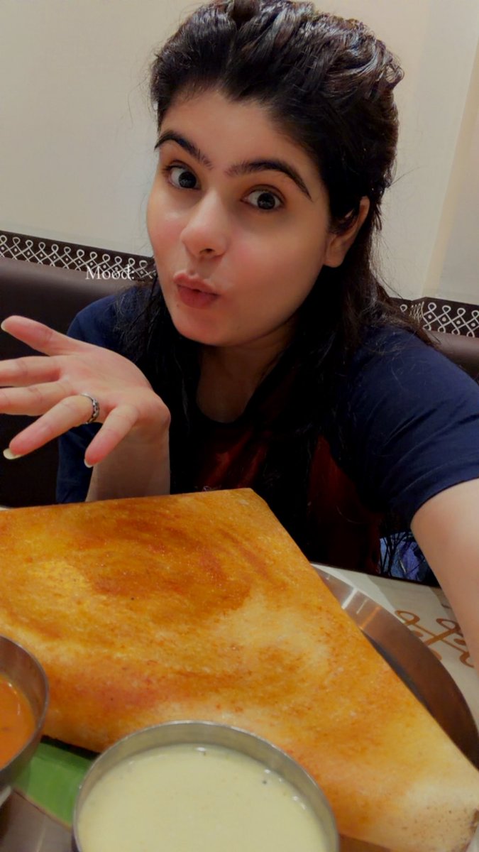 kiyomislive's tweet image. You ordered dosa… and got THIS 😭🔥
Worth it? 100% 😋

#dosa #foodie #indianfood #foodpost #viral #foodlove #southindian #yummy #desifood