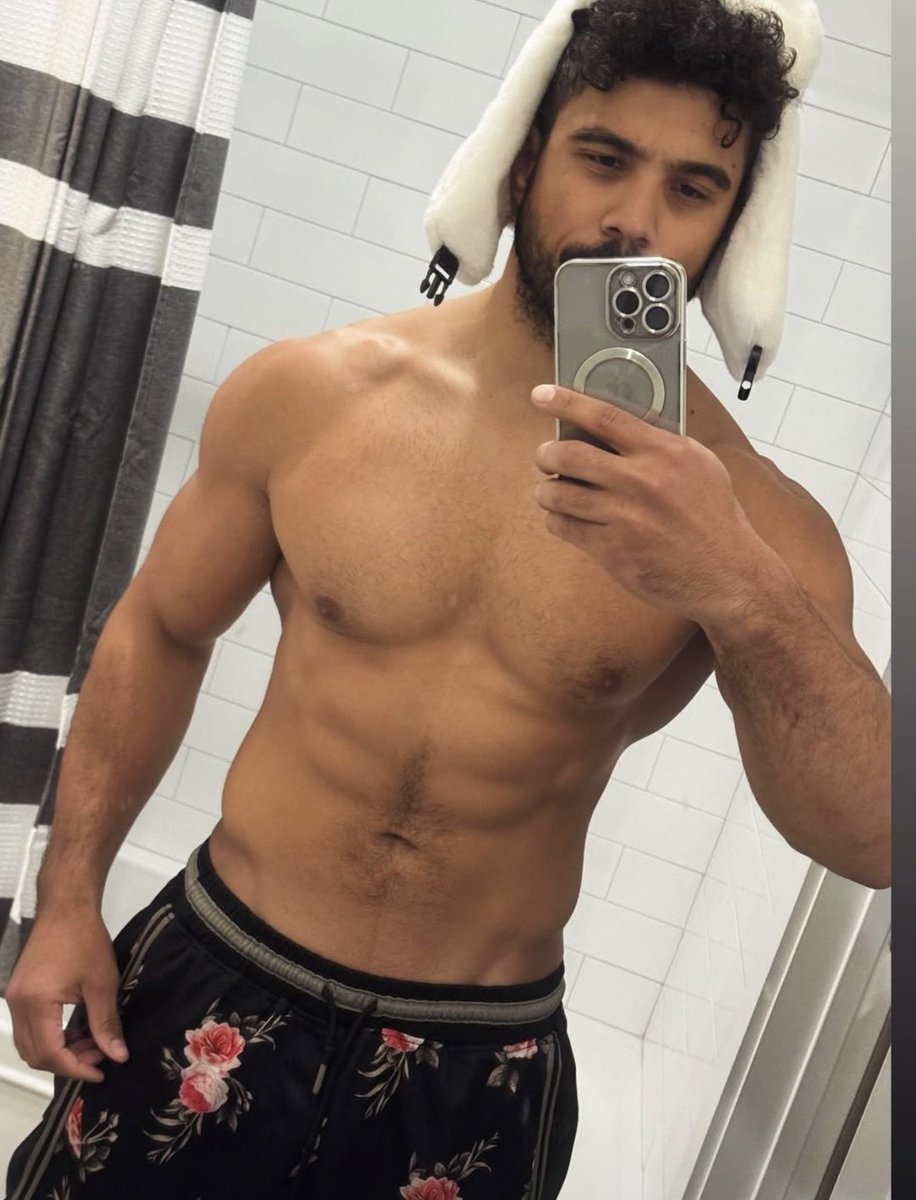 maxcasterswhore's tweet image. Missing him #AEW #HBOMAX @PlatinumMax the best wrestler alive