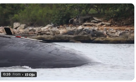 theforeverman's tweet image. Russian nuke sub. entering Havana and everyone hopes #US-appeasing #Putin is willing to use it, but don't get your hopes up. (btw, RT has suddenly prevented screenshots being taken of its live TV - terrified of any criticism of Putin's spinelessness..)
#CapeTown #SouthAfrica