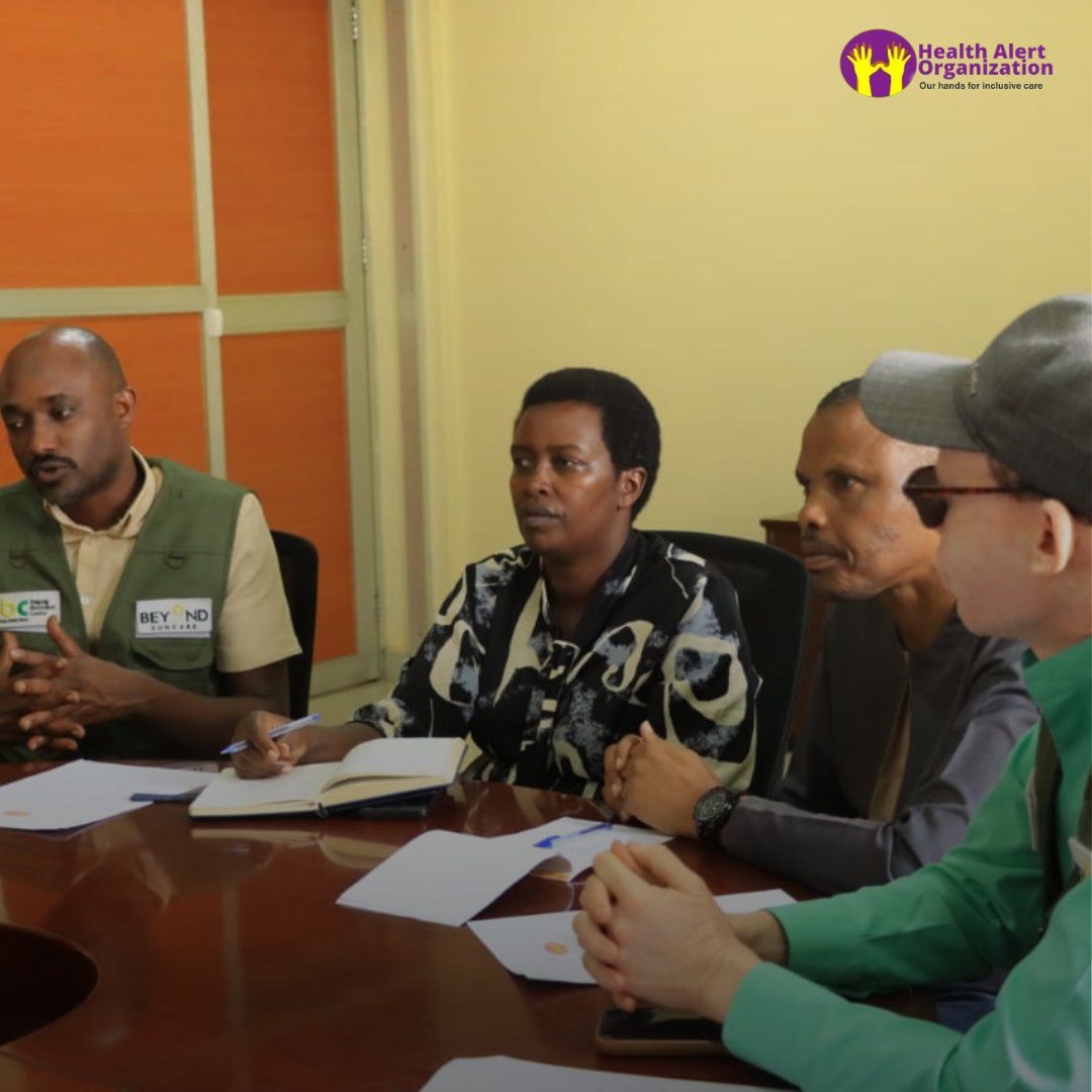 HealthAlert_Org's tweet photo. In Bugesera, we conducted a Quality Assurance exercise across 1 district hospital and 15 health centers following provider training.

With 3 providers per facility and community health workers engaged, we are strengthening inclusive care for persons with albinism.

#albinismcare https://t.co/qIMr6UPSHs