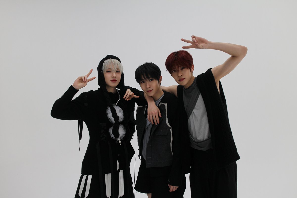 dddm | 디디디엠 tweet media