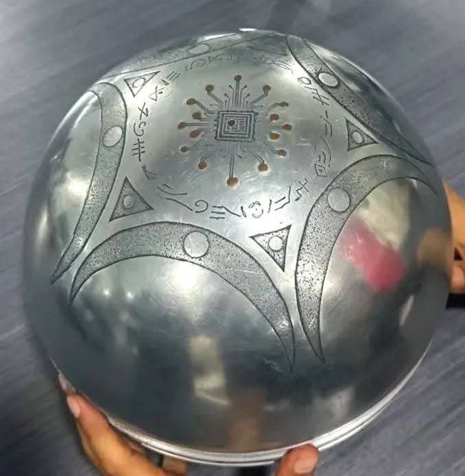 Moth3693's tweet image. The Buga Sphere #BugaSphere #UFO #UAP