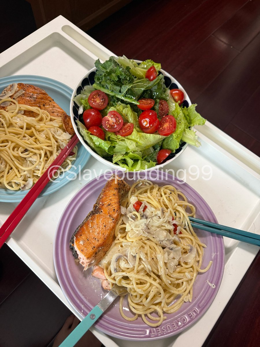 Slavepudding99's tweet photo. 和主银买菜做饭��一天🍝🥗🍝 https://t.co/NhuM5z6j4B