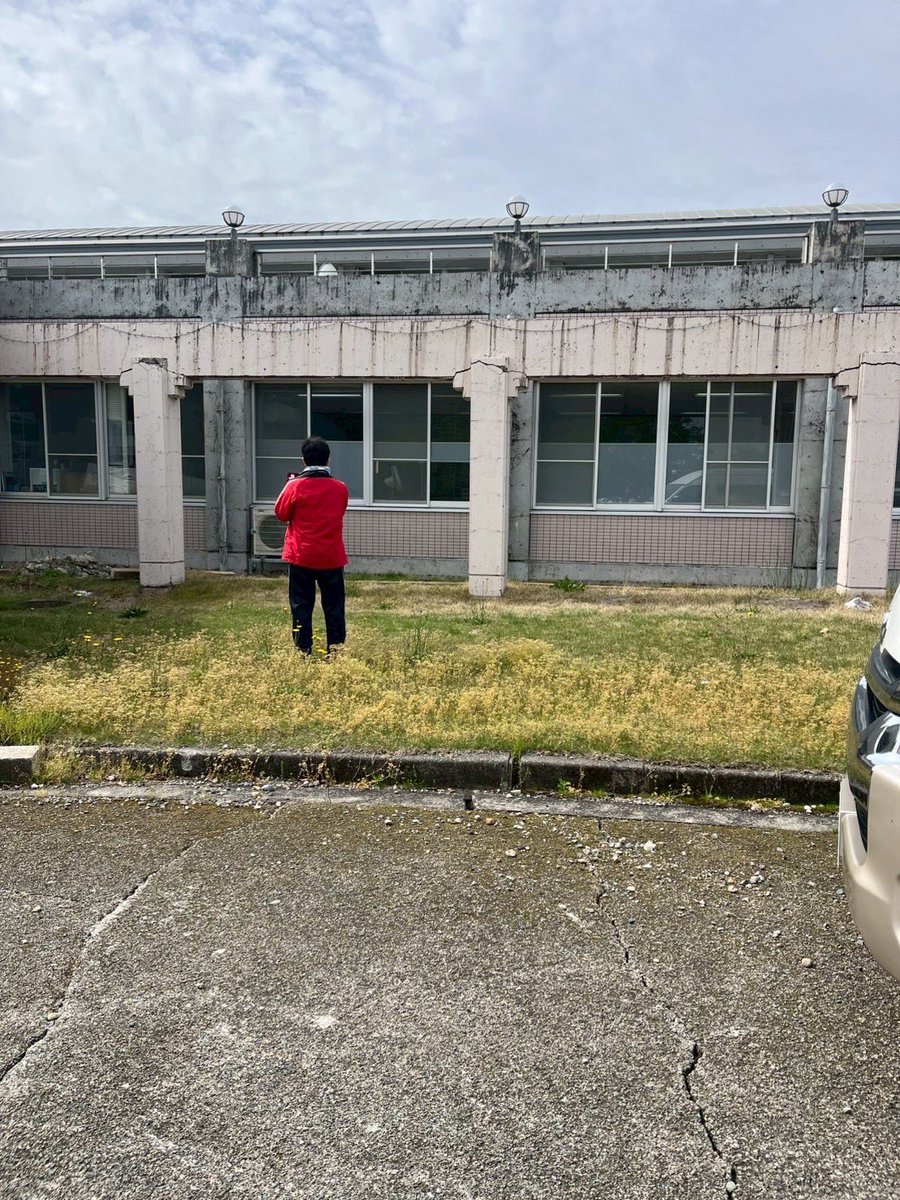 KohnanWind's tweet photo. 今回の能登・穴水町訪問では、現地へ伺ったメンバーから、今の現地の様子を伝える写真と、活動を通じて感じたメッセージも届いています。
現地を訪れたメンバーの「生の声」として、ここに共有させていただきます。
【能登ボランティア演奏・活動報告】
今回の穴水町での「音の絆コンサート」。 https://t.co/8oUQ5cwdMf
