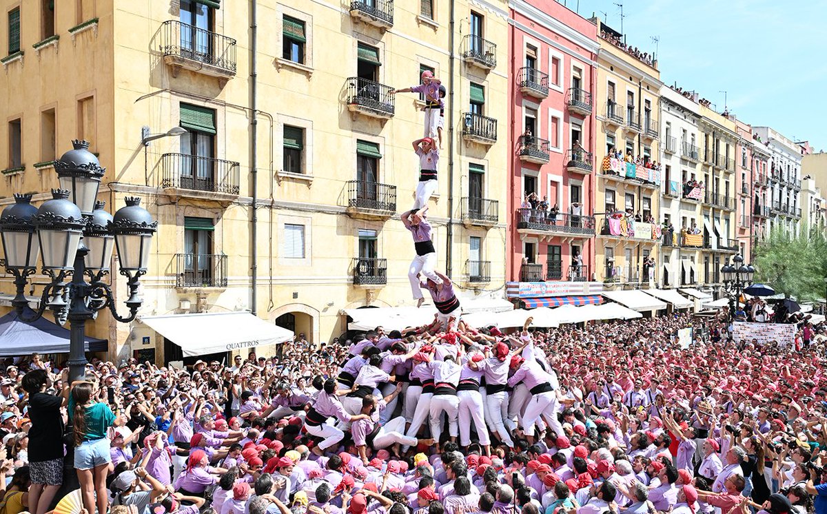 Revista Castells tweet media