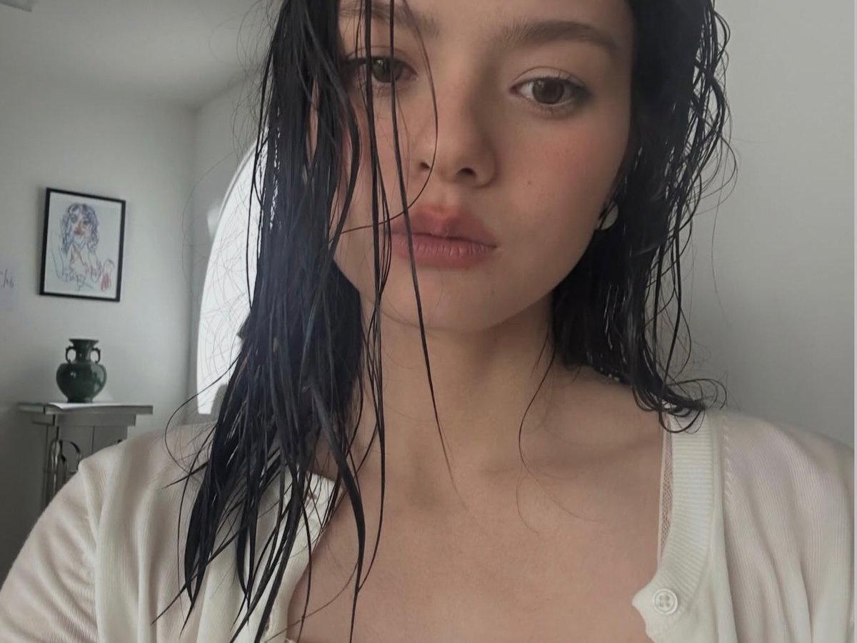 BECKY OFFICIAL tweet media