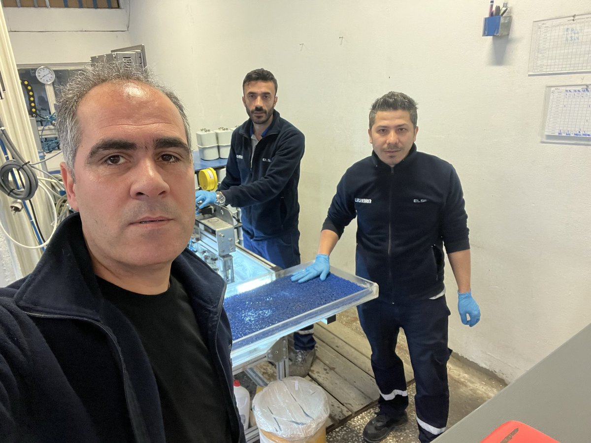 ismail_N_B's tweet photo. E.C.A Elsel Gaz Armatürleri A.Ş işyerimizden haftanın ilk iş gününden herkese kazasız belasız hayırlı haftalar hayırlı çalışmalar dilerim.
#TürkMetalSendikası
#İstanbulTuzlaŞubesi
#ElselGaz
#LiderimizUysalAltundağ https://t.co/e1hKgRgxR2