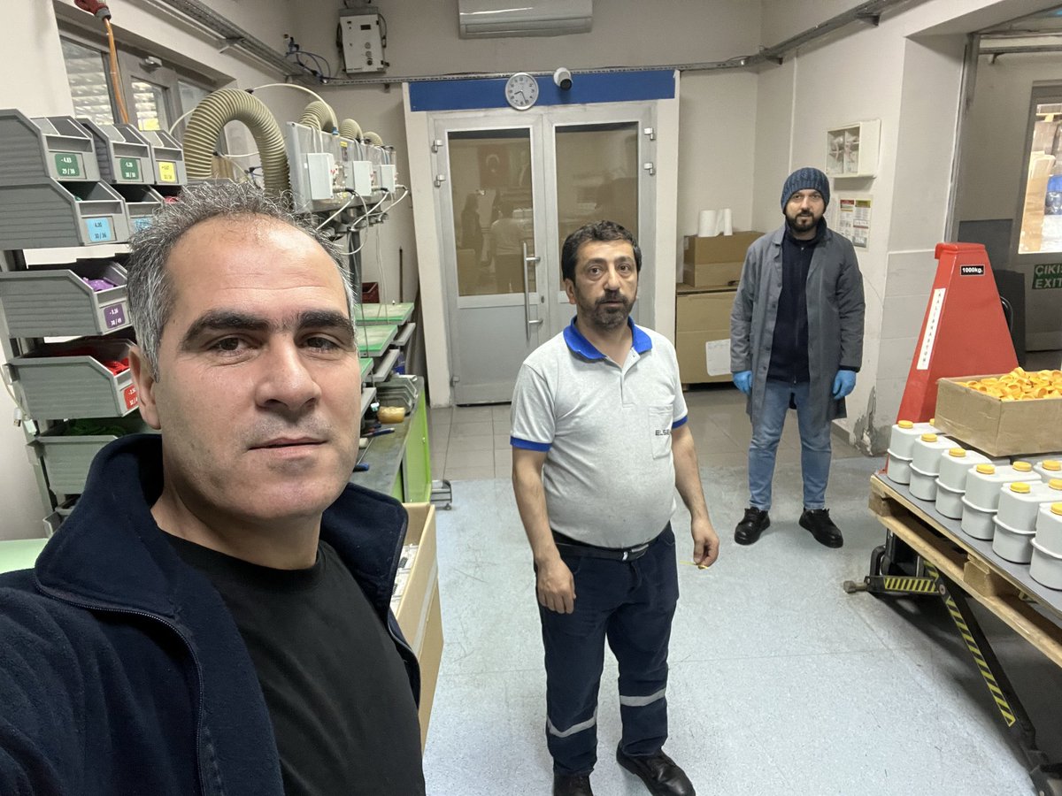 ismail_N_B's tweet photo. E.C.A Elsel Gaz Armatürleri A.Ş işyerimizden haftanın ilk iş gününden herkese kazasız belasız hayırlı haftalar hayırlı çalışmalar dilerim.
#TürkMetalSendikası
#İstanbulTuzlaŞubesi
#ElselGaz
#LiderimizUysalAltundağ https://t.co/e1hKgRgxR2