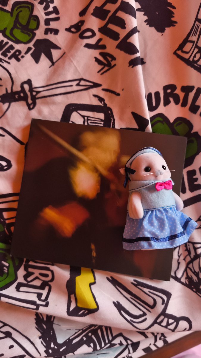 camotello's tweet photo. My little seal Natalia Lafocade with Natalia Lafourcade's Cancionera https://t.co/VaNnoIHZpD