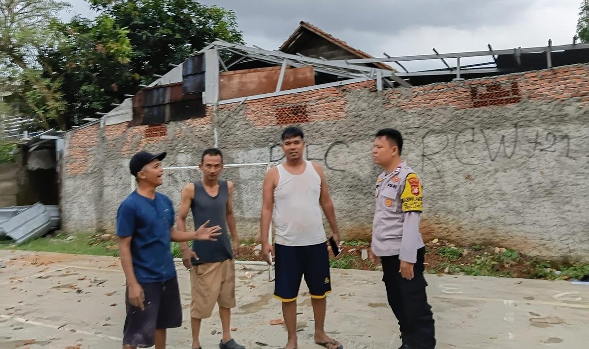 Humas Polres Metro Bekasi Kota tweet media