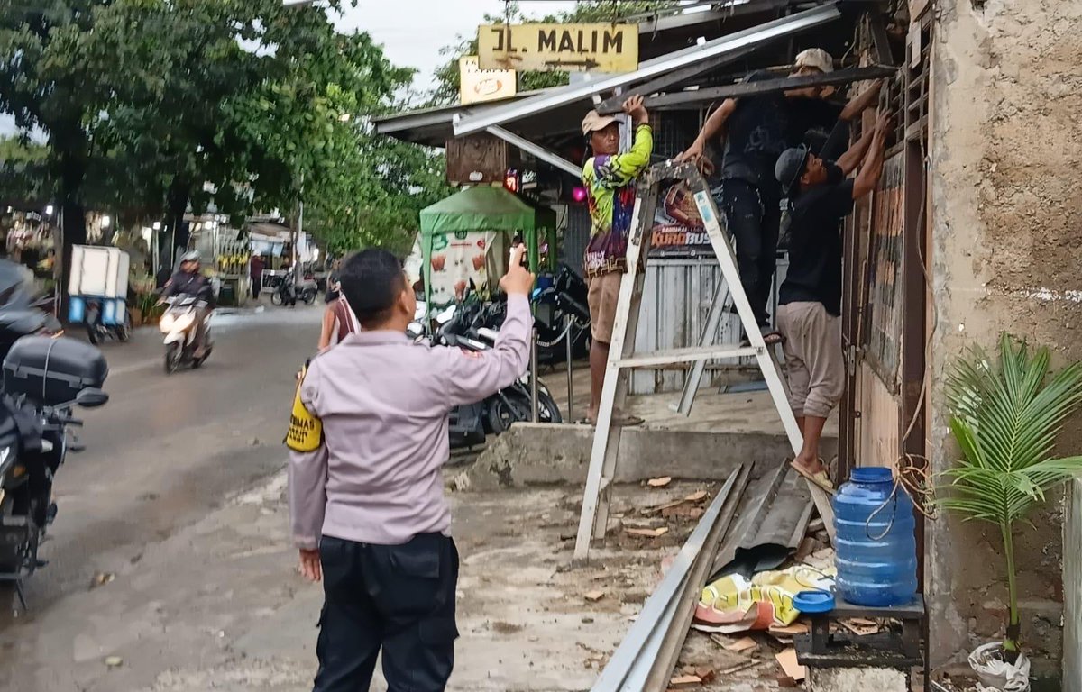Humas Polres Metro Bekasi Kota tweet media