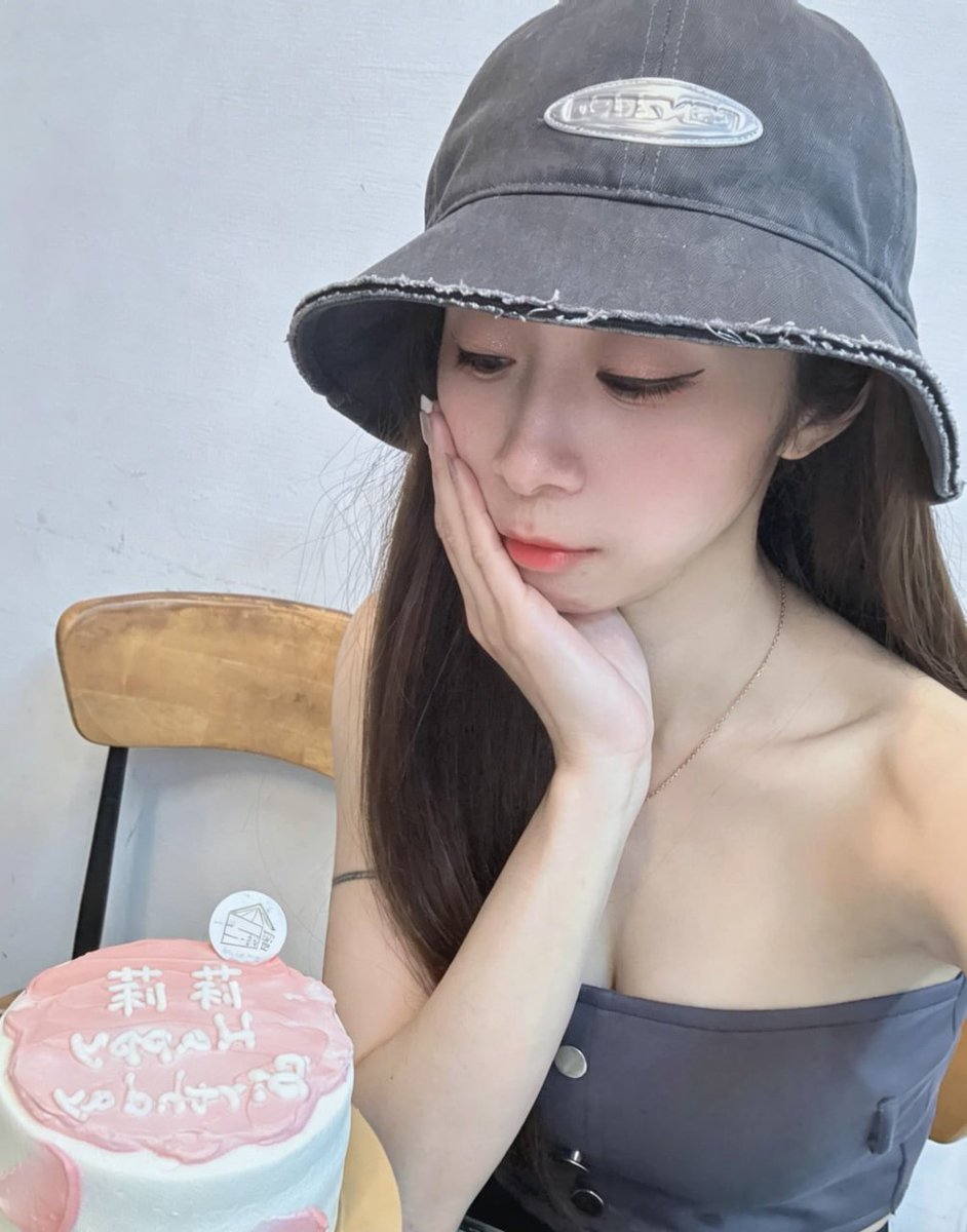 莉莉媽咪👑 tweet media