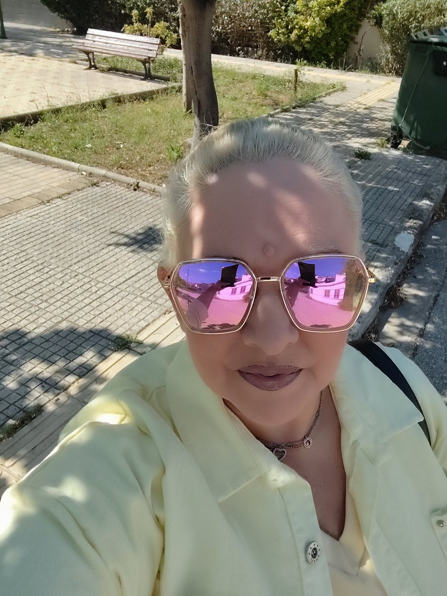 marianthi tweet media
