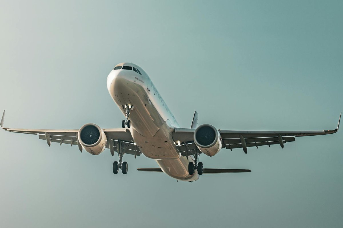 kavout's tweet image. Aerospace 3D printing is projected to hit $34.47B by 2035! This market isn't just taking off; it's already in a steep climb. Discover why lightweight, strong components are fueling this incredible growth.

#Aerospace #AdditiveManufacturing $BA
kavout.com/market-lens/is…