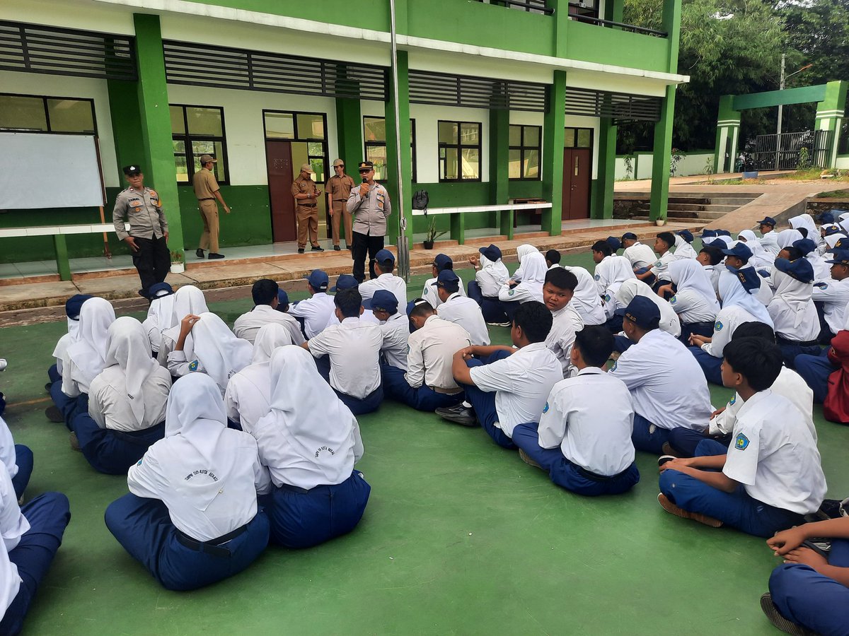 Humas Polres Metro Bekasi Kota tweet media