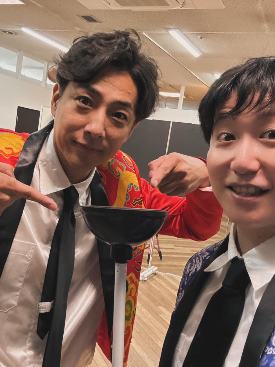 ore_miro's tweet photo. 復活Tぽーとフェス
ご来場いただきありがとうございます🌹
みんな、楽しかった？
僕らもメチャクチャ楽しかったぜー❤️💙
また会えるのをお楽しみに〜✨

今夜はラジオ📻
だいちゃんソロ回
763@fm-egao.jp
GWの過ごし方教えてちょ

視聴方法は👇
https://t.co/oMNW2q8e5t https://t.co/Ei88OYIRiH