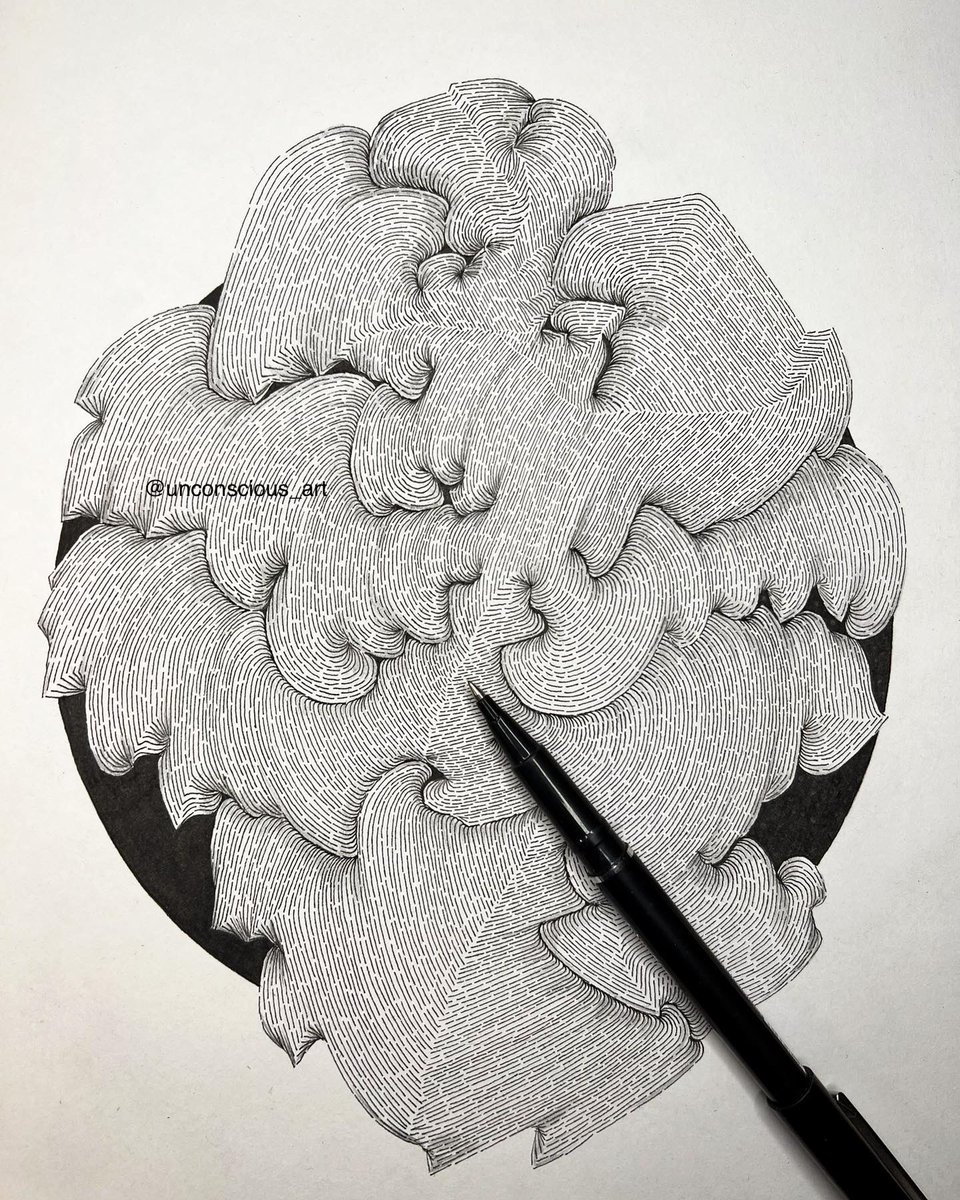 unconsciousArt7's tweet image. Gm everyone happy Monday 🫶
A world of details hidden in every curve, every shadow 🙌
#art #nft #cryptoart #lineart #artwork #artist #penart