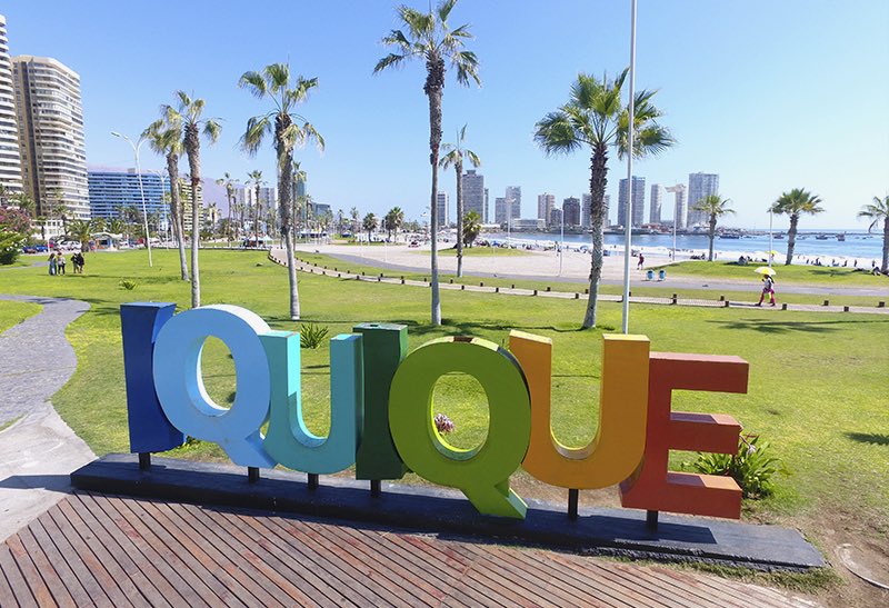 ocanelo's tweet photo. @Mendoza_Jose_16 @taytarantula Ni siquiera es el más desigual de América Latina, está a mitad de tabla según el índice Gini. De hecho, sin problemas podemos mostrar más de Chile, un poco de norte a sur. Me avisas si quieres más fotos de otras ciudades y regiones. https://t.co/w7FtLP7kfH