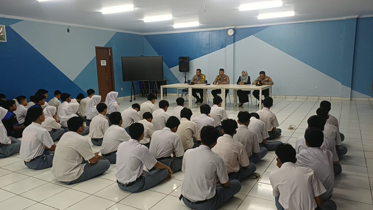 Humas Polres Metro Bekasi Kota tweet media