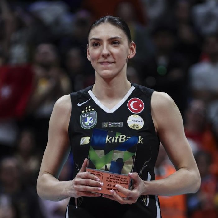 Temmzvolley's tweet image. Uluslararası Arena'da 🇷🇸Tijana Boskovic

2026 🏆Champions League  + #MVP
2023 🏆Club WCH + #MVP, 🥈Eurovolley
2022 🏆WCH + #MVP
2021 🥈Eurovolley
2020 🥉Tokyo Olimpiyatları
2019 🏆Eurovolley + #MVP
2018 🏆WCH + #MVP
2017 🏆Eurovolley + #MVP
2016 🥈Rio Olimpiyatları, 🏆Club WCH +