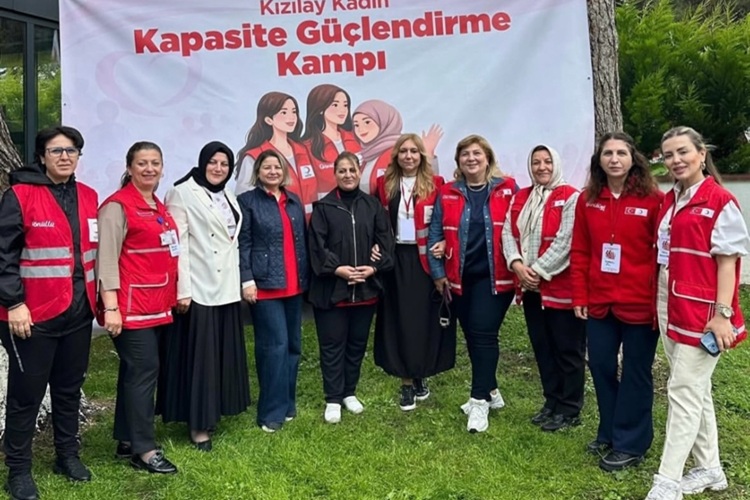 Olay18 tweet media