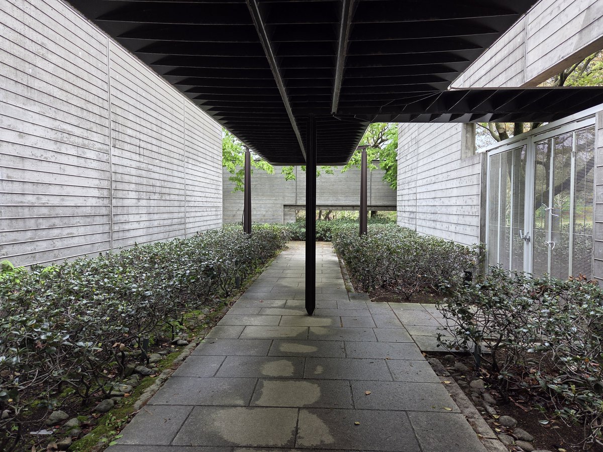 酒田市美術館 tweet media