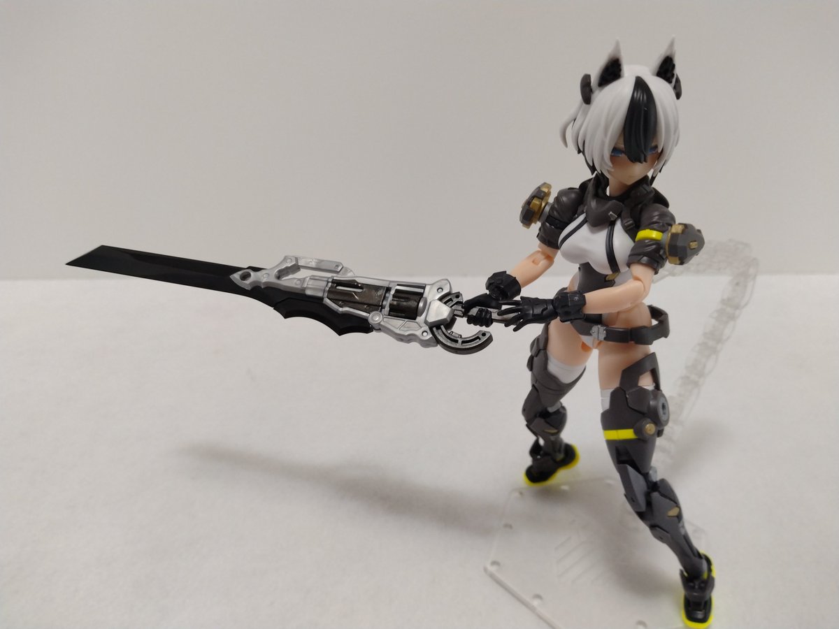 kaseki2010's tweet image. モチーフ的にもデザイン的にも
バルムンクがよく似合う
#メガミデバイス 
#MSG